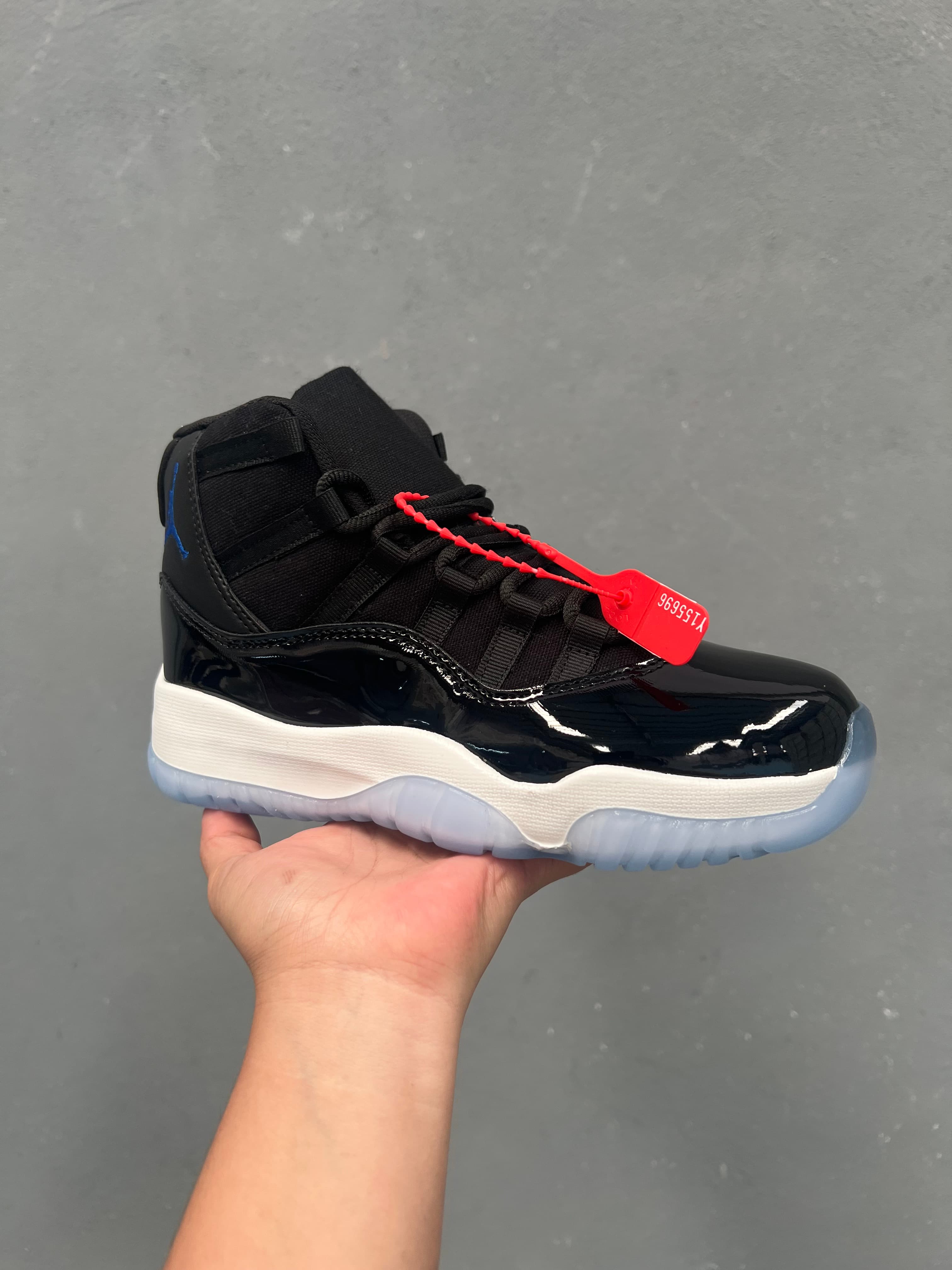 Tenis Jordan Air Jordan 11 Retro “Space Jam”