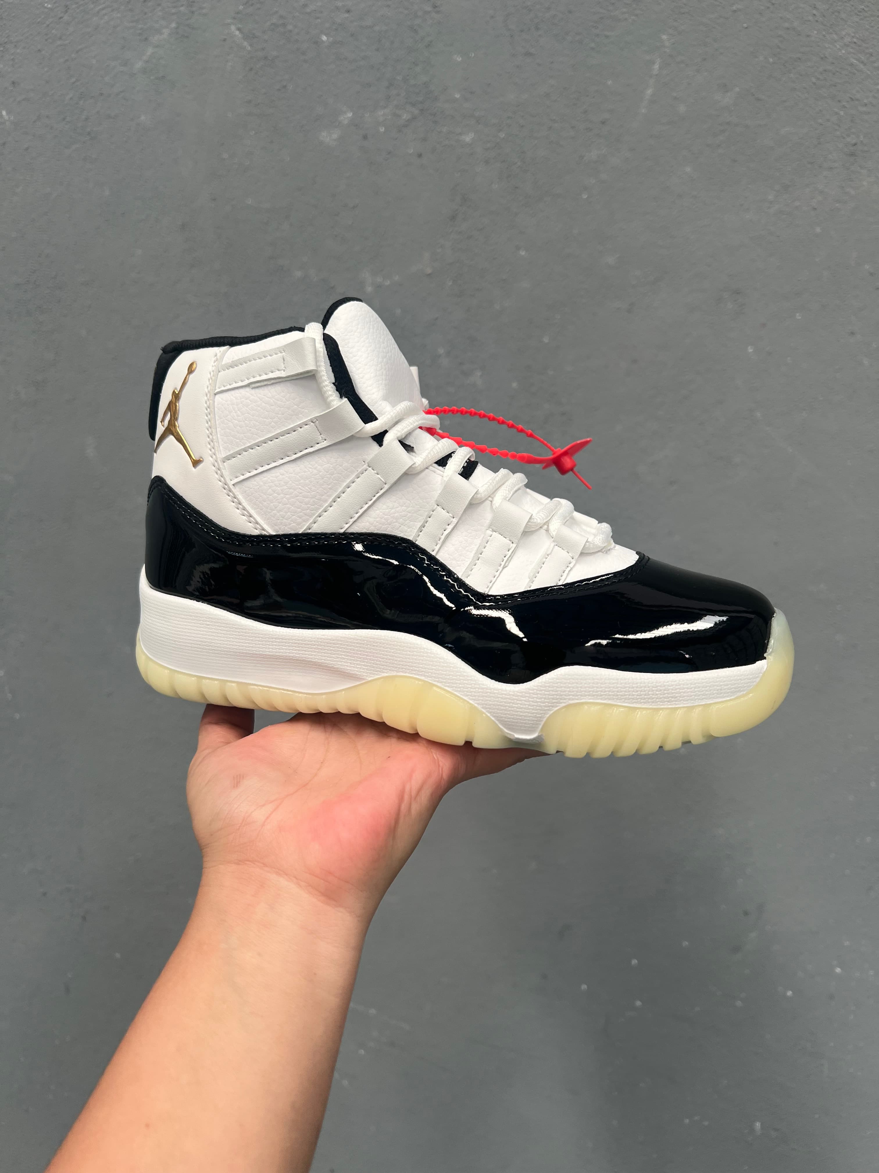 Tenis Air Jordan 11 Retro Gratitude (2023)